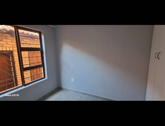 3 BEDROOM APARTMENT FOR SALE IN CHANCLIFF RIDGE